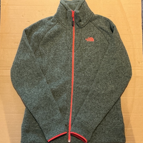 The North Face Jackets & Blazers - The North Face Green Jacket with Coral Zipper